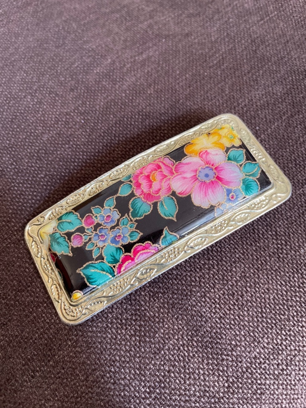 Vintage hair clip